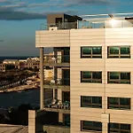 Otel Be.hotel Saint Julian's