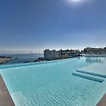 Be.hotel Saint Julian's
