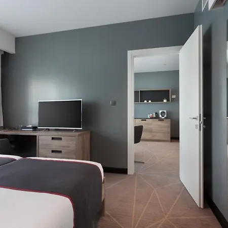 Hotel Be.hotel 4*