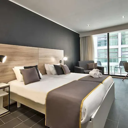Hotel Be.hotel Saint Julian's