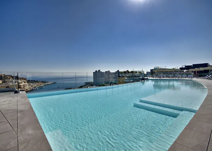 Be.hotel Saint Julian's